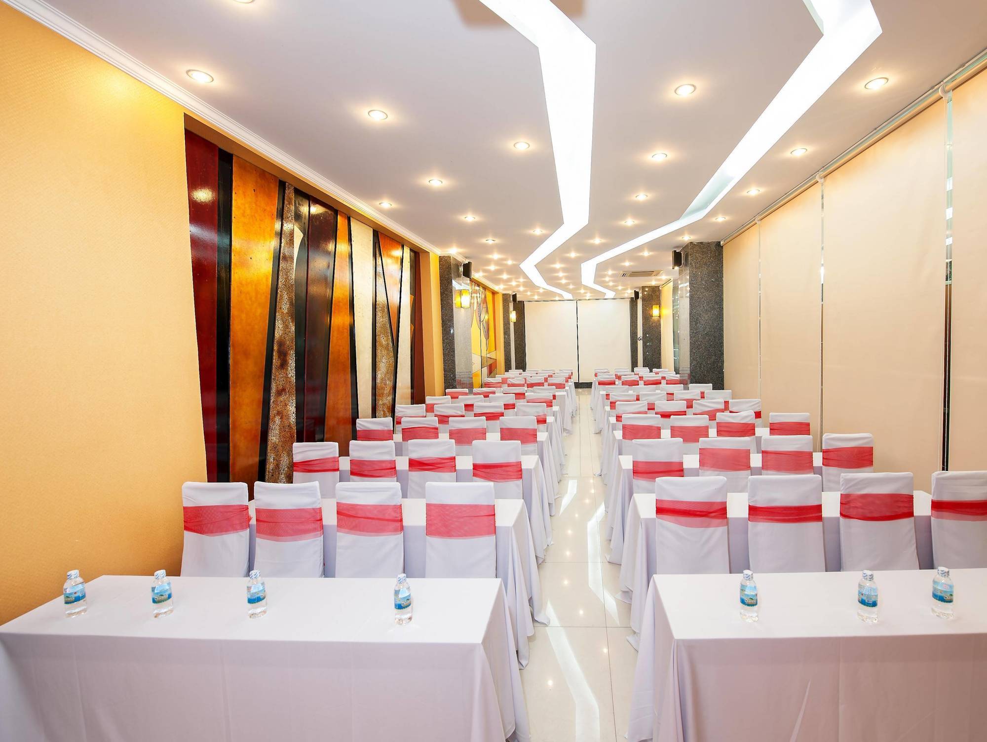 Beautiful Beach Hotel Đà Nẵng Exterior foto